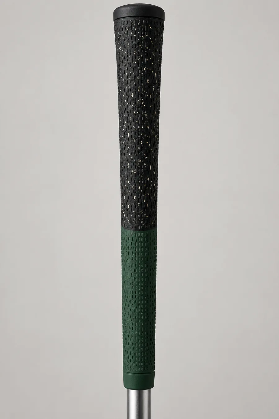 Custom Golf Grips | OEM Manufacturer | PassenGolf Cord-hybrid golf grip with fine embedded fibers and green lower zone
